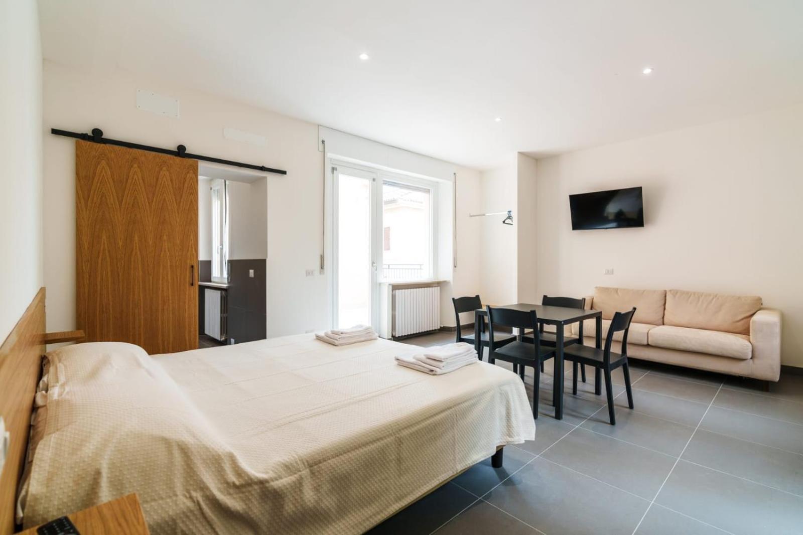 Camere Cavour マチェラータ エクステリア 写真